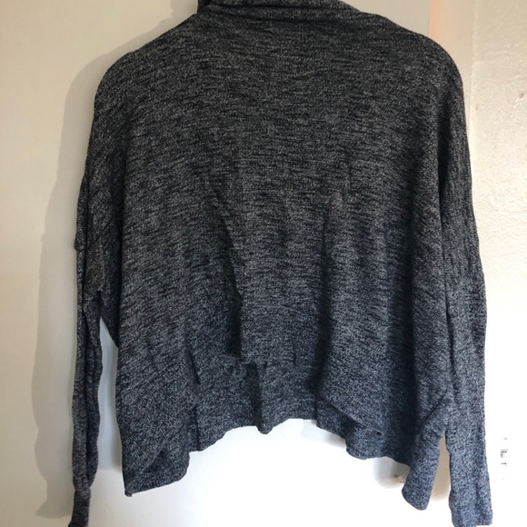 Zara crop top sweater - Picture 3 of 3